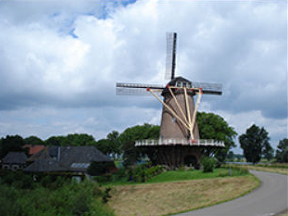 Heemkundekring land van Ravenstein, foto met molen